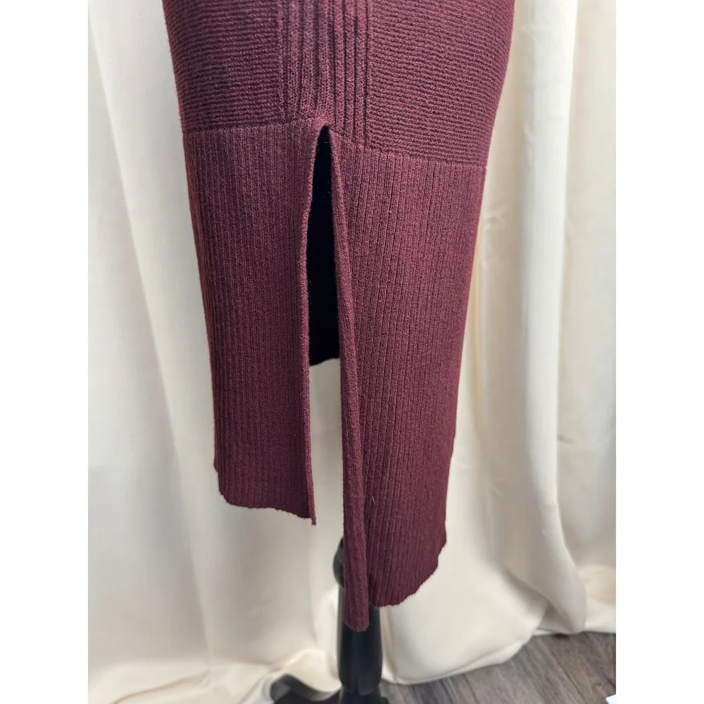 Free People‎ Casual Bohemian Crisscross Sweater Top Hi low Color Wine size M
